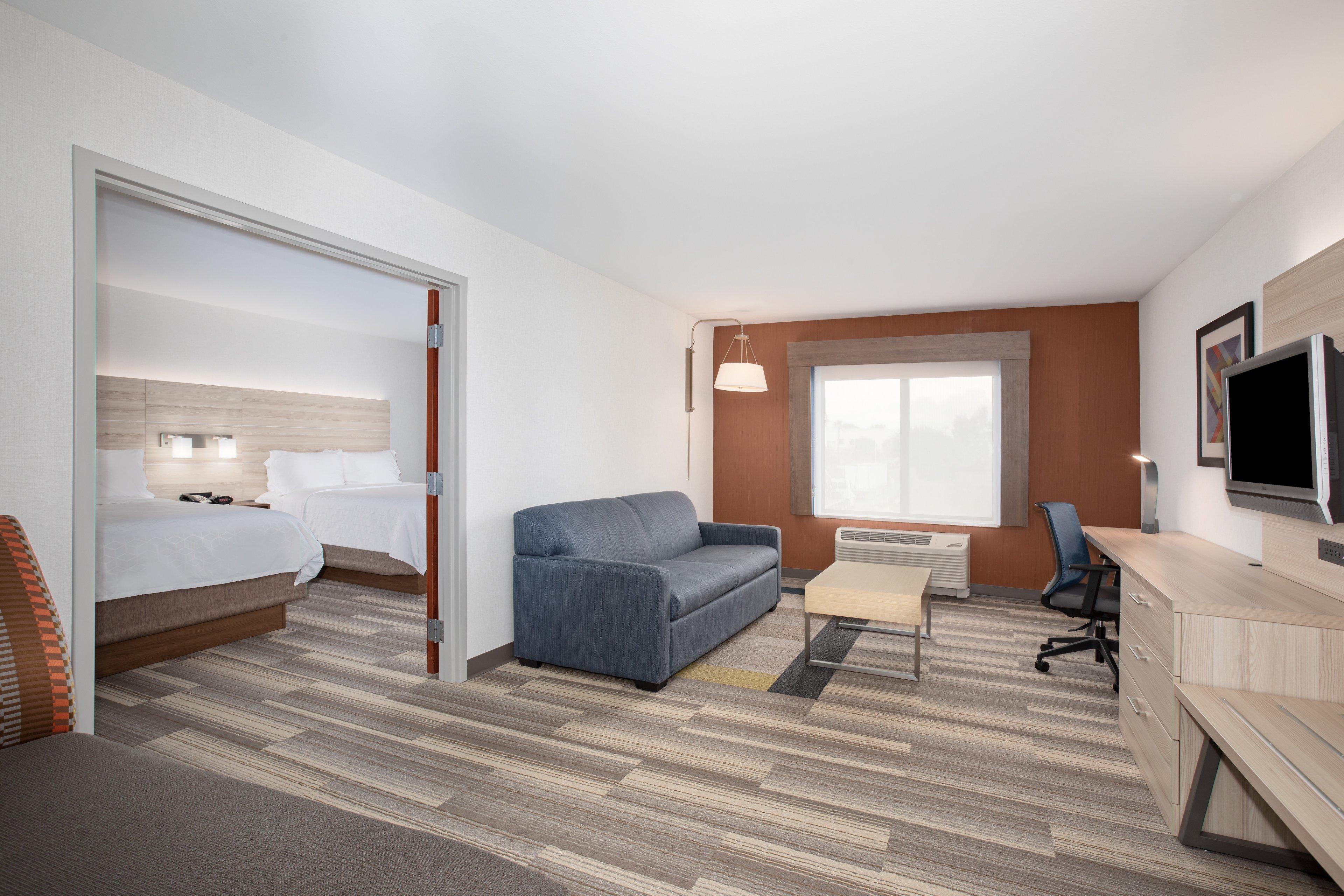 Holiday Inn Express Ontario By Ihg Creekside Zewnętrze zdjęcie