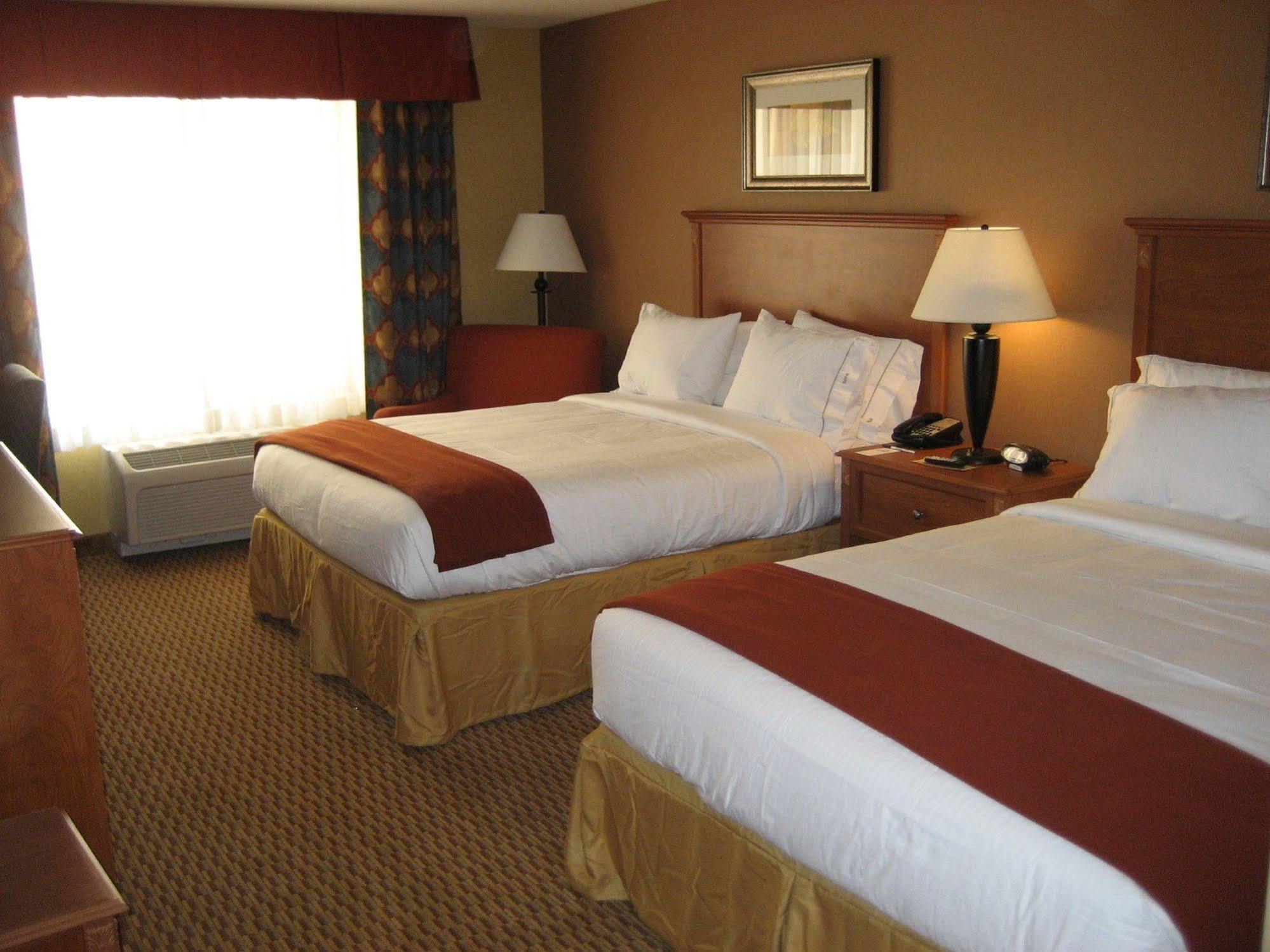 Holiday Inn Express Ontario By Ihg Creekside Zewnętrze zdjęcie