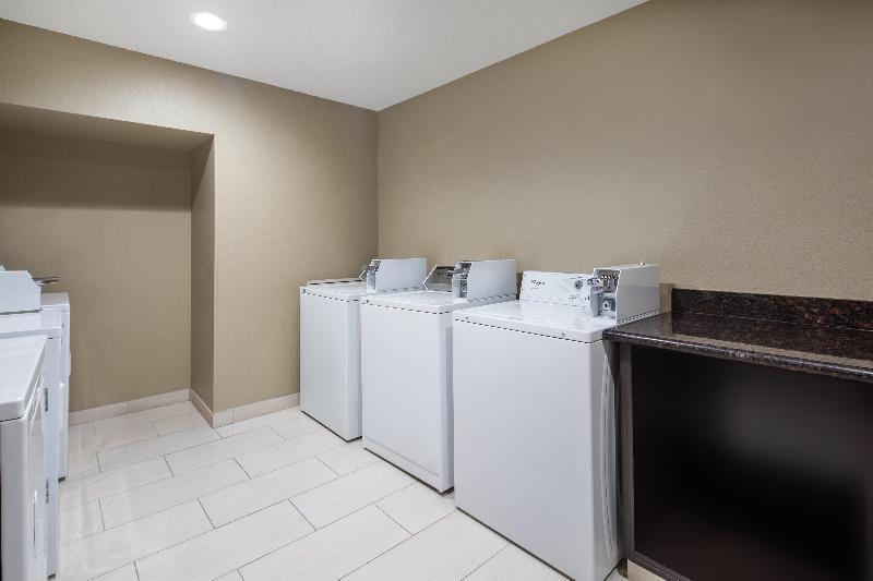 Holiday Inn Express Ontario By Ihg Creekside Zewnętrze zdjęcie